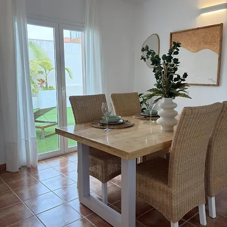 Nora, Fuerteventura Villa Corralejo
